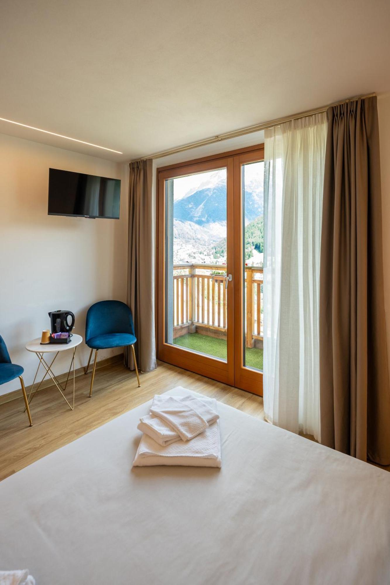 Agriturismo Donec Ponte Di Legno Kültér fotó